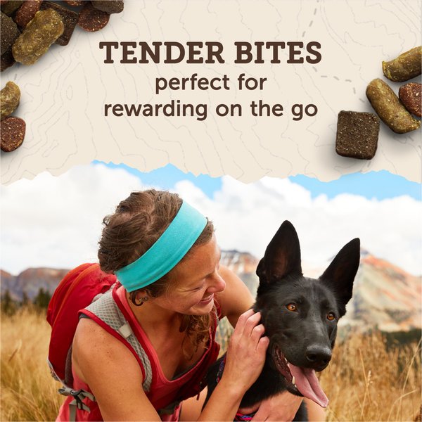 Zuke's Trail Mix Natural Peanut Butter & Oats Recipe Soft & Chewy Dog Treats