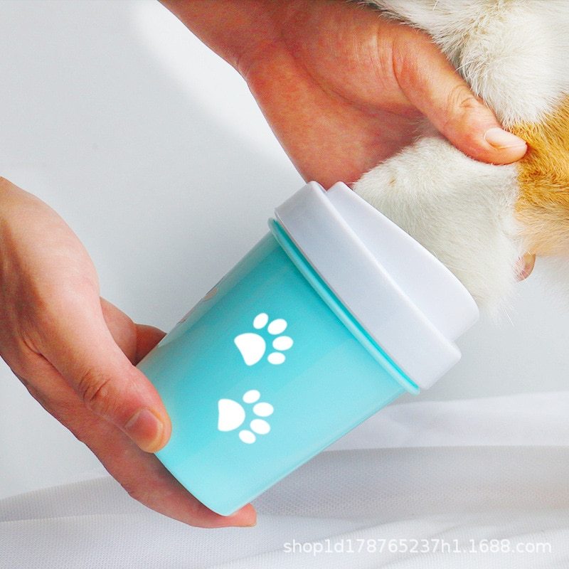 Dog Paw Cleaning Cup – Easy and Gentle Paw Washer