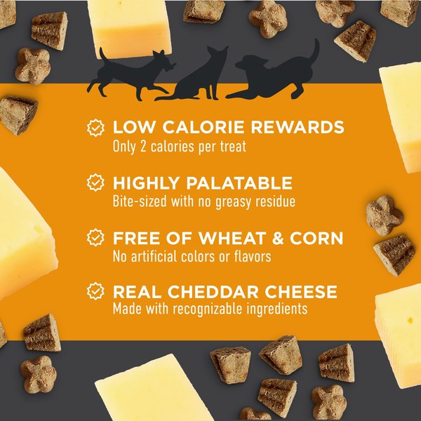 Cloud Star Tricky Trainers Crunchy with Cheddar Dog Treats